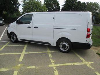 Vauxhall Vivaro L2H1 3100 DYNAMIC
