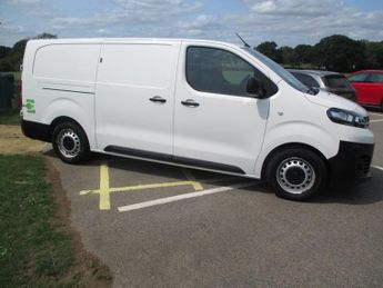 Vauxhall Vivaro L2H1 3100 DYNAMIC