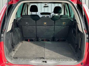 Citroen C4 Picasso 1.6 e-HDi Airdream Platinum EGS6 Euro 5 (s/s) 5dr