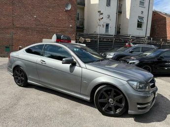 Mercedes C Class 2.1 C250 CDI BlueEfficiency AMG Sport G-Tronic+ Euro 5 (s/s) 2dr