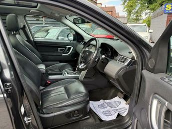 Land Rover Discovery Sport 2.0 TD4 HSE Black Auto 4WD Euro 6 (s/s) 5dr