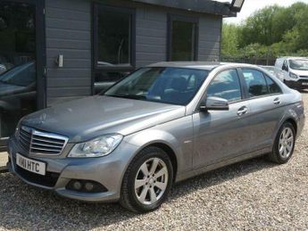Mercedes C Class 2.1 C220 CDI BlueEfficiency SE Euro 5 (s/s) 4dr