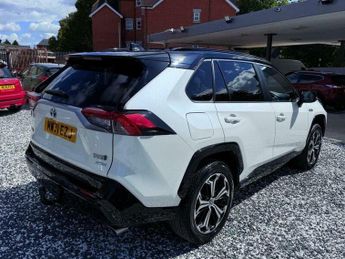 Toyota RAV4 2.5 VVT 18.1kWh Dynamic CVT 4WD Euro 6 (s/s) 5dr