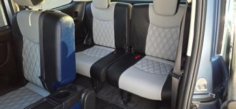 Nissan Serena 2.0 PURE DRIVE S-HYBRID 8 SEATS 5dr