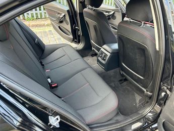 BMW 3 SERIES 320i SPORT
