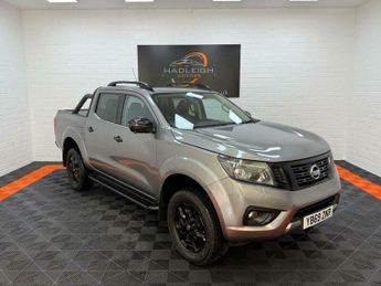 Nissan Navara 2.3 dCi N-Guard 4WD Euro 6 (s/s) 4dr