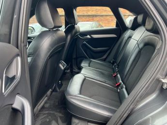 Audi Q3 TFSI S LINE