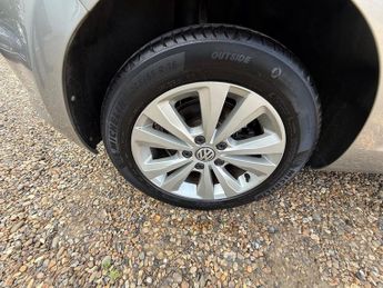 Volkswagen Golf SE TSI BLUEMOTION TECHNOLOGY DSG