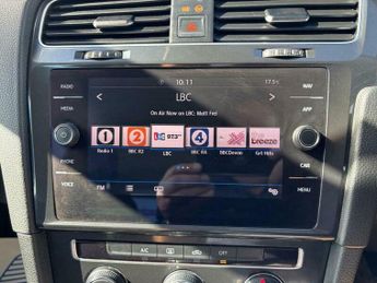 Volkswagen Golf 1.6 TDI SE Nav DSG Euro 6 (s/s) 5dr