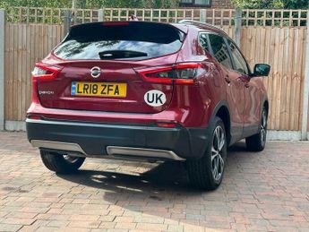 Nissan Qashqai 1.2 DIG-T N-Connecta XTRON Euro 6 (s/s) 5dr