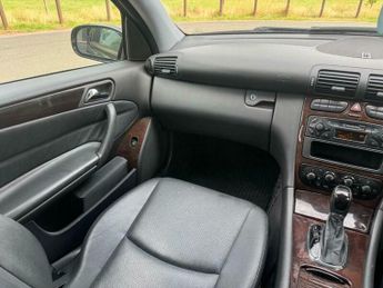 Mercedes-Benz C Class 1.8 C180 Kompressor Classic 4dr