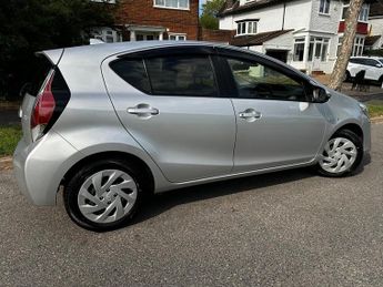Toyota Aqua 1.5 HYBRID+HUGE SPEC+JAP IMPORT+SUPERB+CARVX+BIMTA+GUARANTEED MI