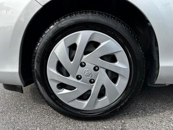 Toyota Aqua 1.5 HYBRID+HUGE SPEC+JAP IMPORT+SUPERB+CARVX+BIMTA+GUARANTEED MI