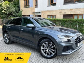 Audi Q8 TFSI QUATTRO S LINE