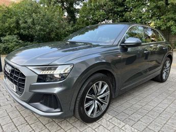 Audi Q8 TFSI QUATTRO S LINE