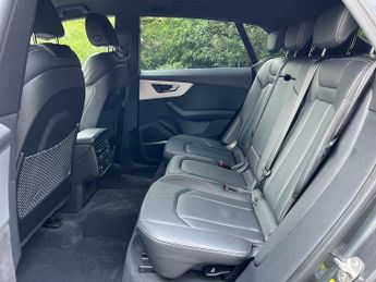 Audi Q8 TFSI QUATTRO S LINE
