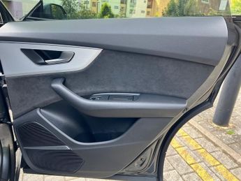 Audi Q8 TFSI QUATTRO S LINE