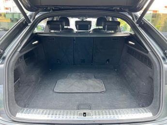 Audi Q8 TFSI QUATTRO S LINE