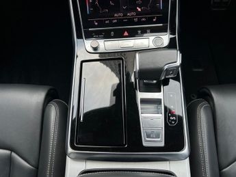 Audi Q8 TFSI QUATTRO S LINE