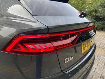 Audi Q8 TFSI QUATTRO S LINE