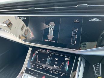 Audi Q8 TFSI QUATTRO S LINE