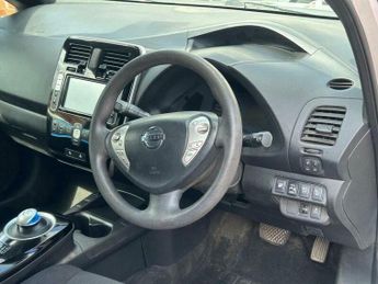 Nissan Leaf 24kWh Acenta Auto 5dr