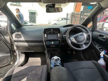 Nissan Leaf 24kWh Acenta Auto 5dr
