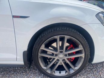 Volkswagen Golf GTD TDI DSG