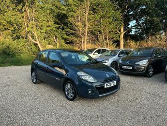 Renault Clio 1.2 Dynamique TomTom Euro 5 5dr