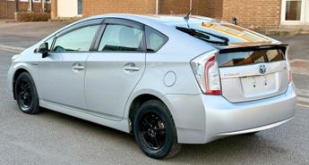 Toyota Prius TOYOTA PRIUS HYBRID
