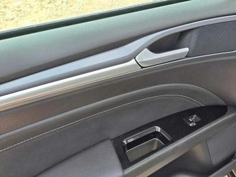 Ford Mondeo TITANIUM HEV