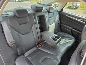 Ford Mondeo TITANIUM HEV