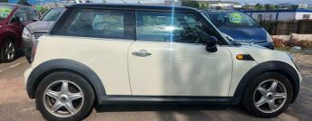 MINI Hatch 1.6 Cooper Steptronic Euro 4 3dr