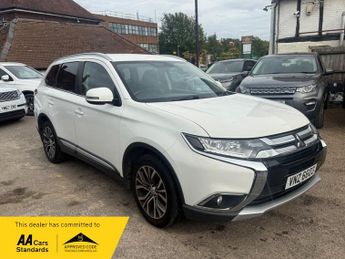 Mitsubishi Outlander DI-D GX 3