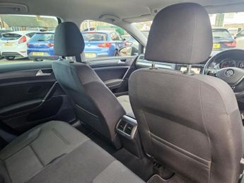Volkswagen Golf MATCH TDI DSG