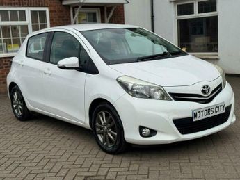 Toyota Yaris 1.33 Dual VVT-i Icon Plus Euro 5 5dr