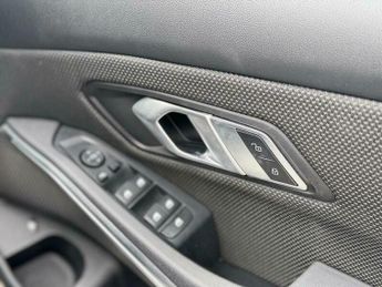 BMW 3 SERIES 2.0 330e 12kWh SE Pro Auto Euro 6 (s/s) 4dr