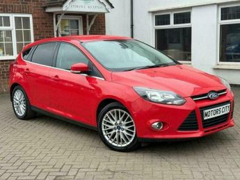 Ford Focus 1.0T EcoBoost Zetec Navigator Euro 5 (s/s) 5dr
