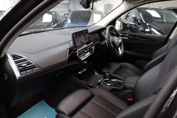 BMW X3 XDRIVE20i XLINE