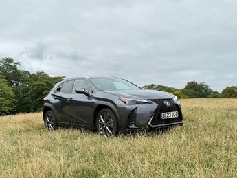 Lexus UX 250H F SPORT DESIGN