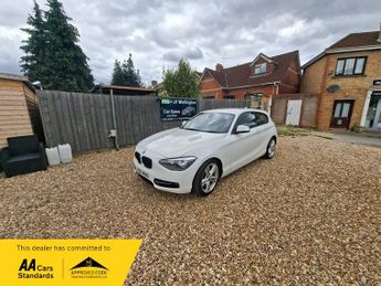 BMW 114 114d SPORT