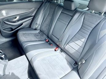 Mercedes E Class E 220 D AMG LINE