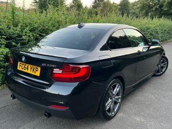 BMW 2 SERIES M235I
