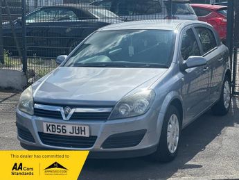 Vauxhall Astra 1.6i 16v Life Hatchback 5dr Petrol Manual (158 g/km, 103 bhp)