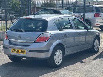 Vauxhall Astra 1.6i 16v Life Hatchback 5dr Petrol Manual (158 g/km, 103 bhp)