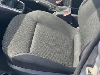 Vauxhall Astra 1.6i 16v Life Hatchback 5dr Petrol Manual (158 g/km, 103 bhp)