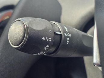 Peugeot 208 1.4 e-HDi Allure EGC Euro 5 (s/s) 5dr