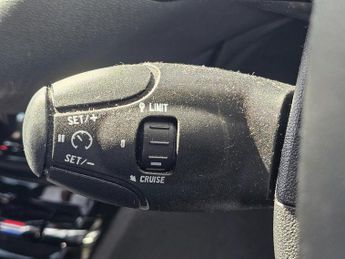 Peugeot 208 1.4 e-HDi Allure EGC Euro 5 (s/s) 5dr