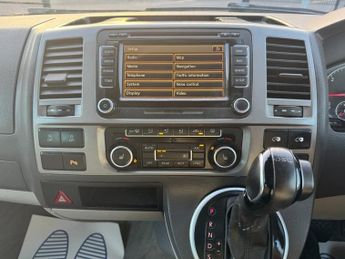 Volkswagen Caravelle 2.0 BiTDI BlueMotion Tech Executive MPV 5dr Diesel DSG 4Motion E