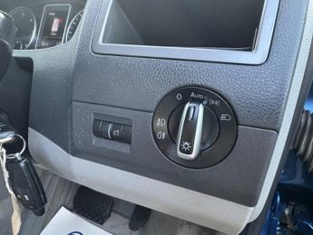 Volkswagen Caravelle 2.0 BiTDI BlueMotion Tech Executive MPV 5dr Diesel DSG 4Motion E